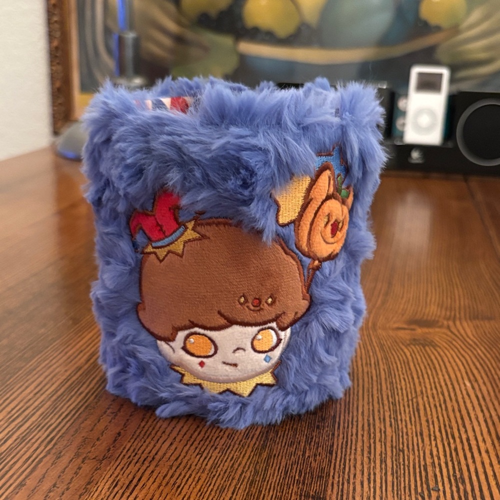 Pop Mart Dimoo World Plush Desk Top Bucket